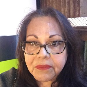 Meet your Posher, Nina